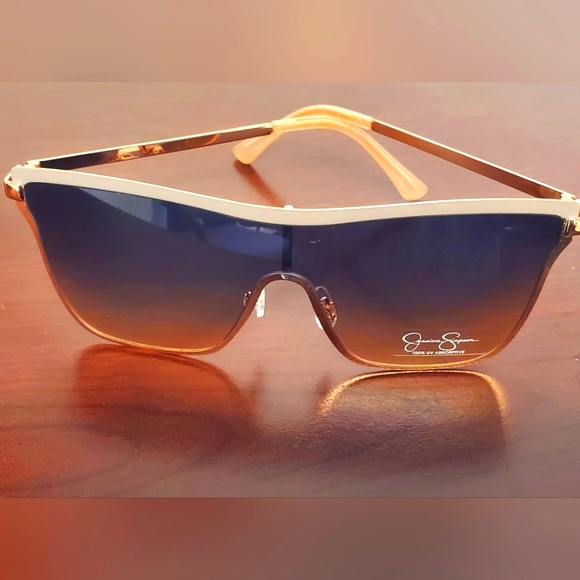 JESSICA SIMPSON Oversized Rose Gold Sunglasses One-piece Rose Lens - Picture 5 of 6